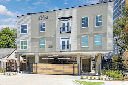 The Nest on Addison Apartments