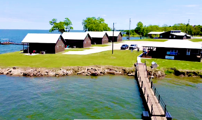 Open Water Lodge & Cabins