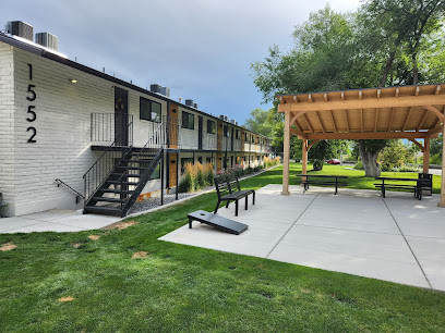 MoonRiver Apartments