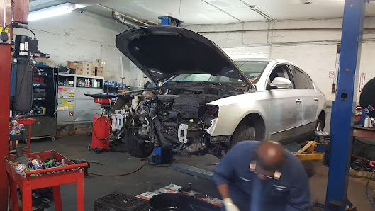 Bayport Auto Repair and Service Center