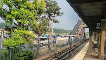 Croton-Harmon Train Station Parking Lot