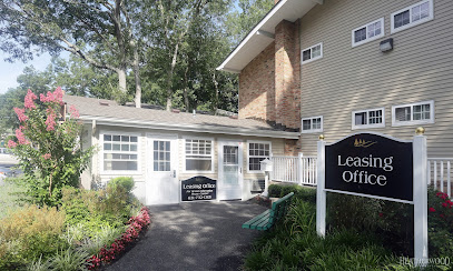Heatherwood Pinewood Village